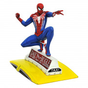 Diamond Select Toys Gallery Marvel: Spider-Man on Taxi Socha 