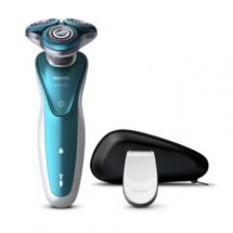 Philips Series 7000 S7370/12 electric razor Home