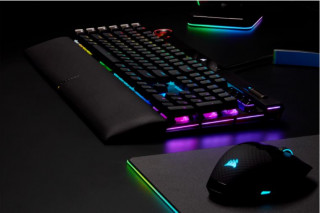 Corsair K100 RGB klávesnica USB QWERTZ Holandský Čierna PC