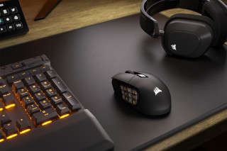 Corsair SCIMITAR ELITE WIRELESS myš Pravoruké RF Wireless + Bluetooth + USB Type-C Optický 26000 DPI PC