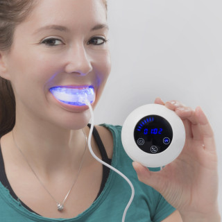 InnovaGoods Professional teeth whitener Home