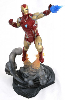 Diamond Select Toys Marvel Gallery: Avengers Endgame - Iron Man Mk85 PVC Diorama (MAY192370) Merch