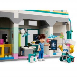 LEGO Friends Nemocnica v mestečku Heartlake (42621) Hračka